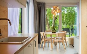 Apartament W Willi Z Ogrodem Surfingbird Dzwirzyno